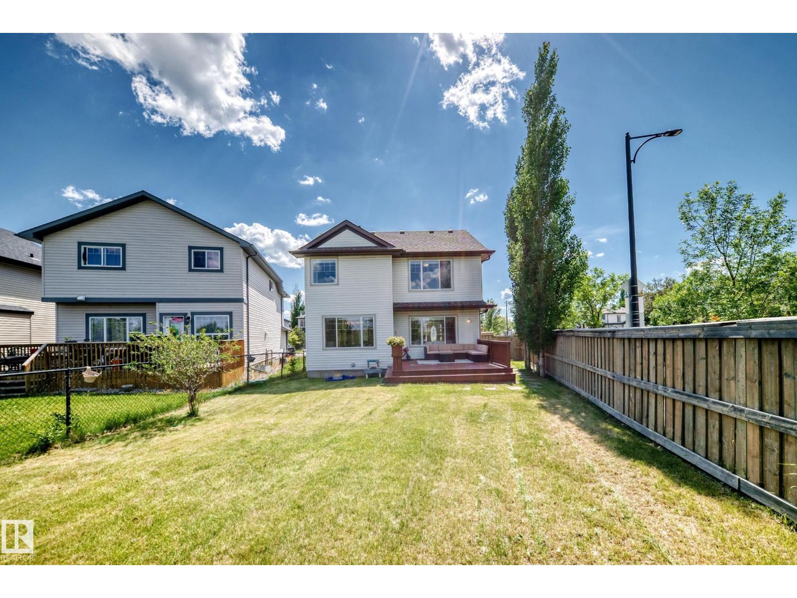 8509 SLOANE CR NW - 52