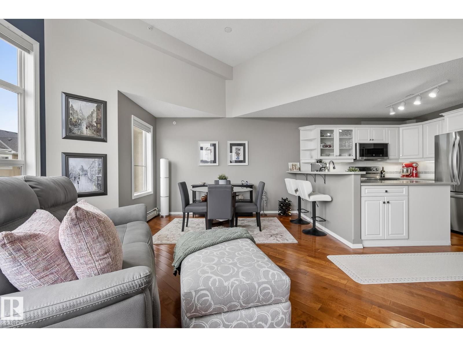 #421 9730 174 ST NW - 11
