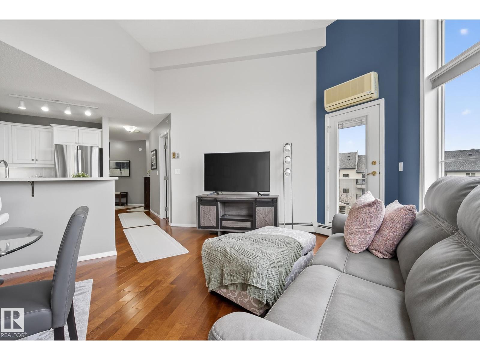 #421 9730 174 ST NW - 14