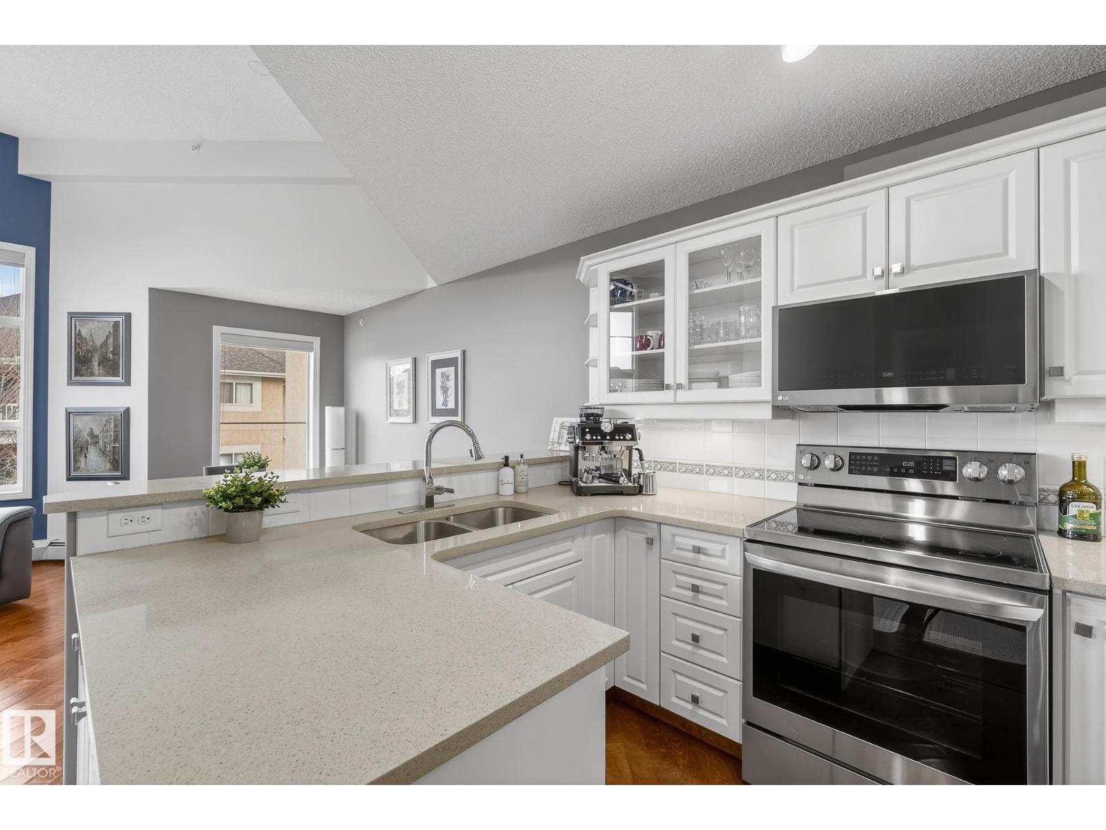 #421 9730 174 ST NW - 6