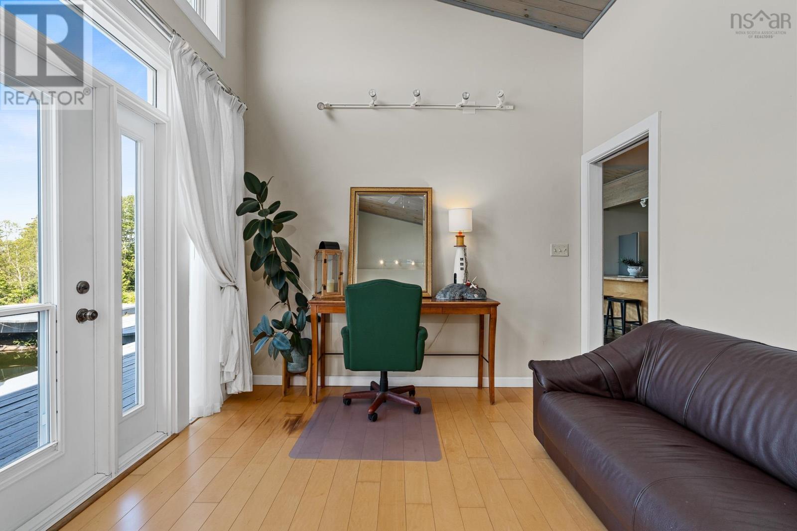 1878 Sandy Point Road - 25