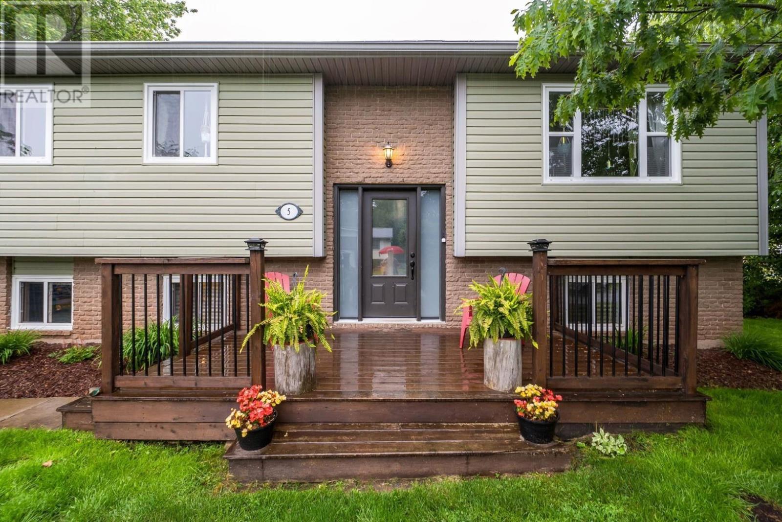 Property 2 of 43 of 5 Joan Eleanor Drive