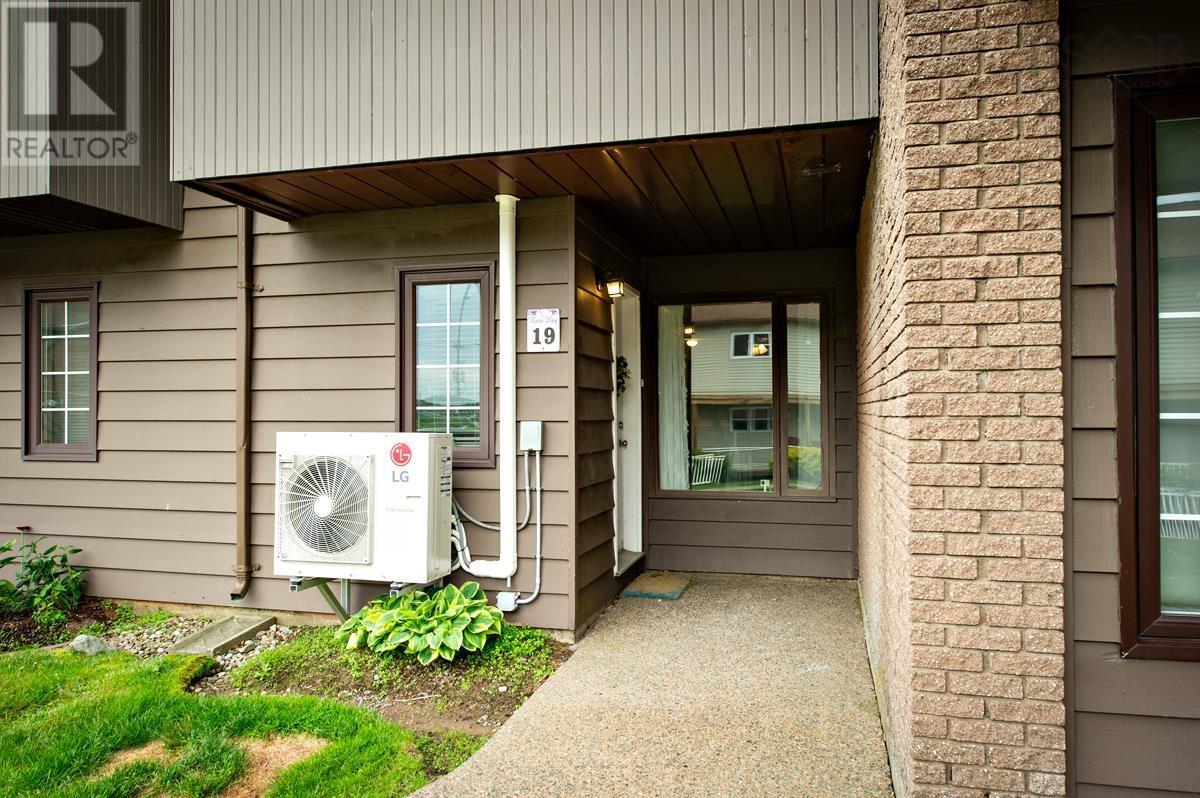 Property 3 of 31 of 19 4 Rose Way