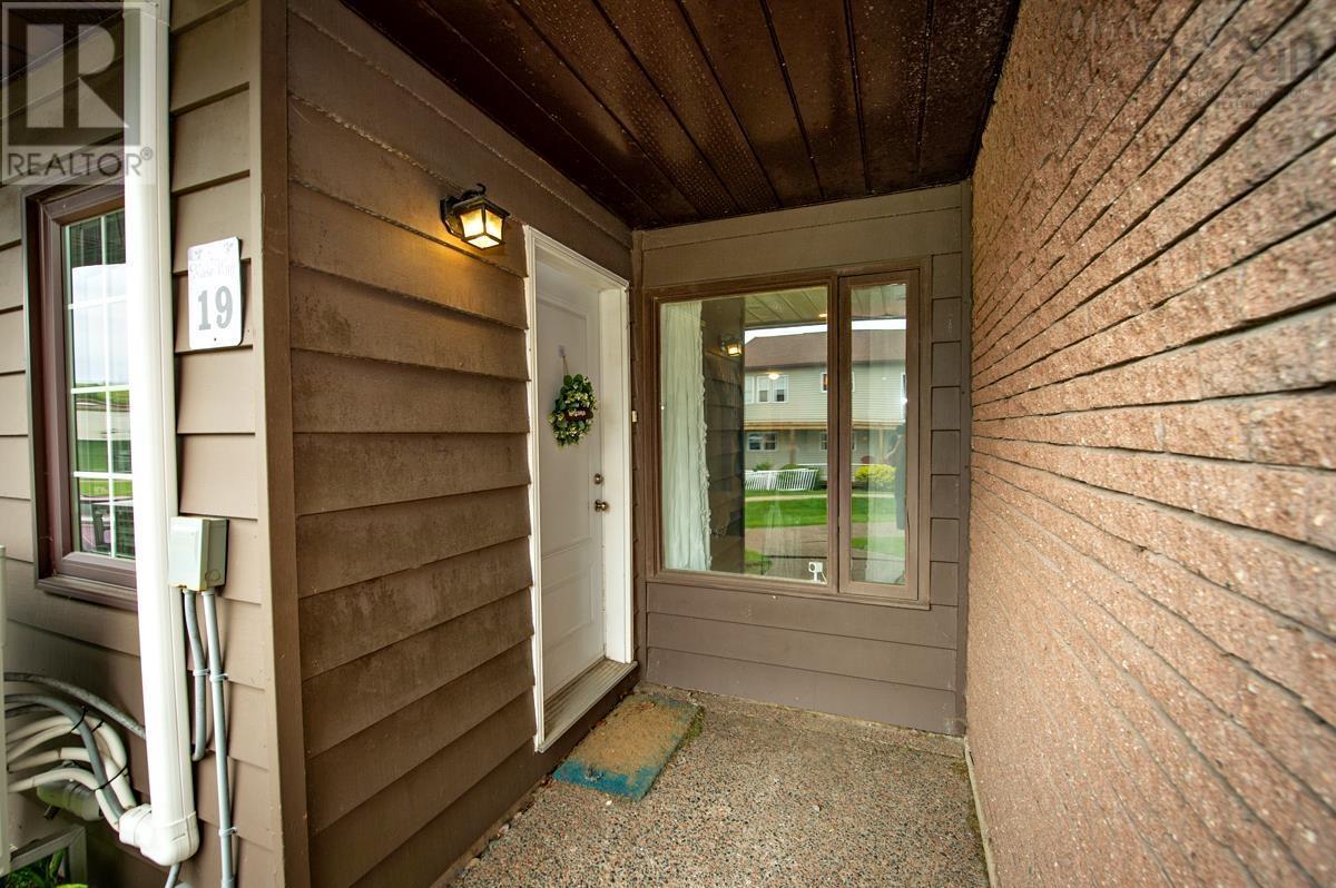Property 31 of 31 of 19 4 Rose Way