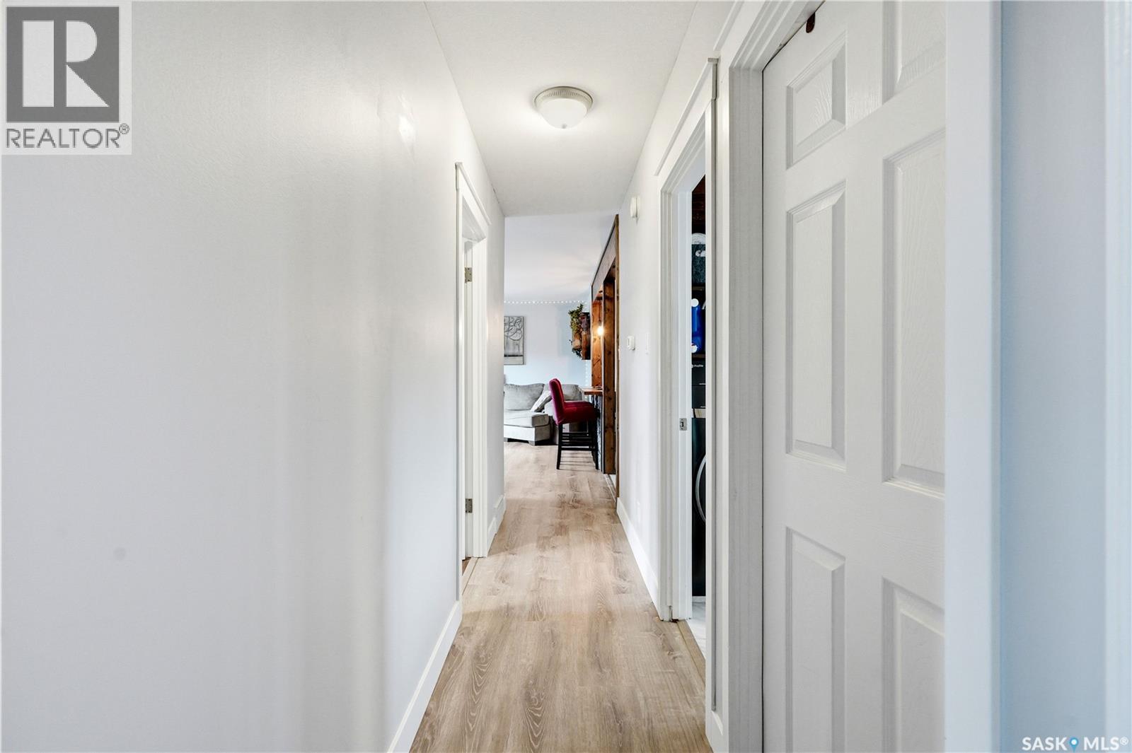 14 Stewart AVENUE — photo 16