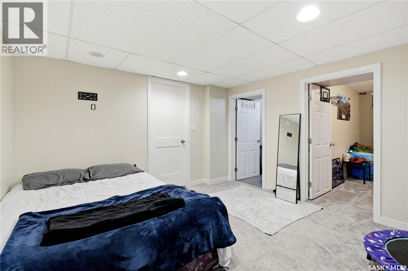 14 Stewart AVENUE — photo 35