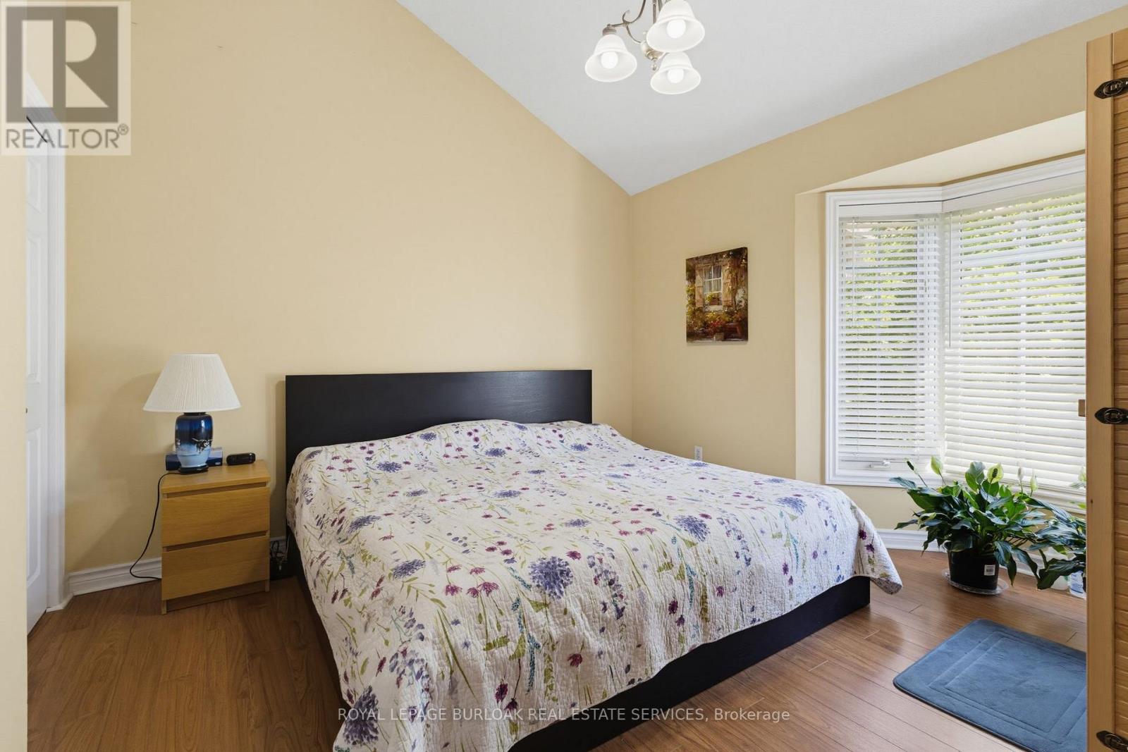#110 3480 UPPER MIDDLE ROAD - 11