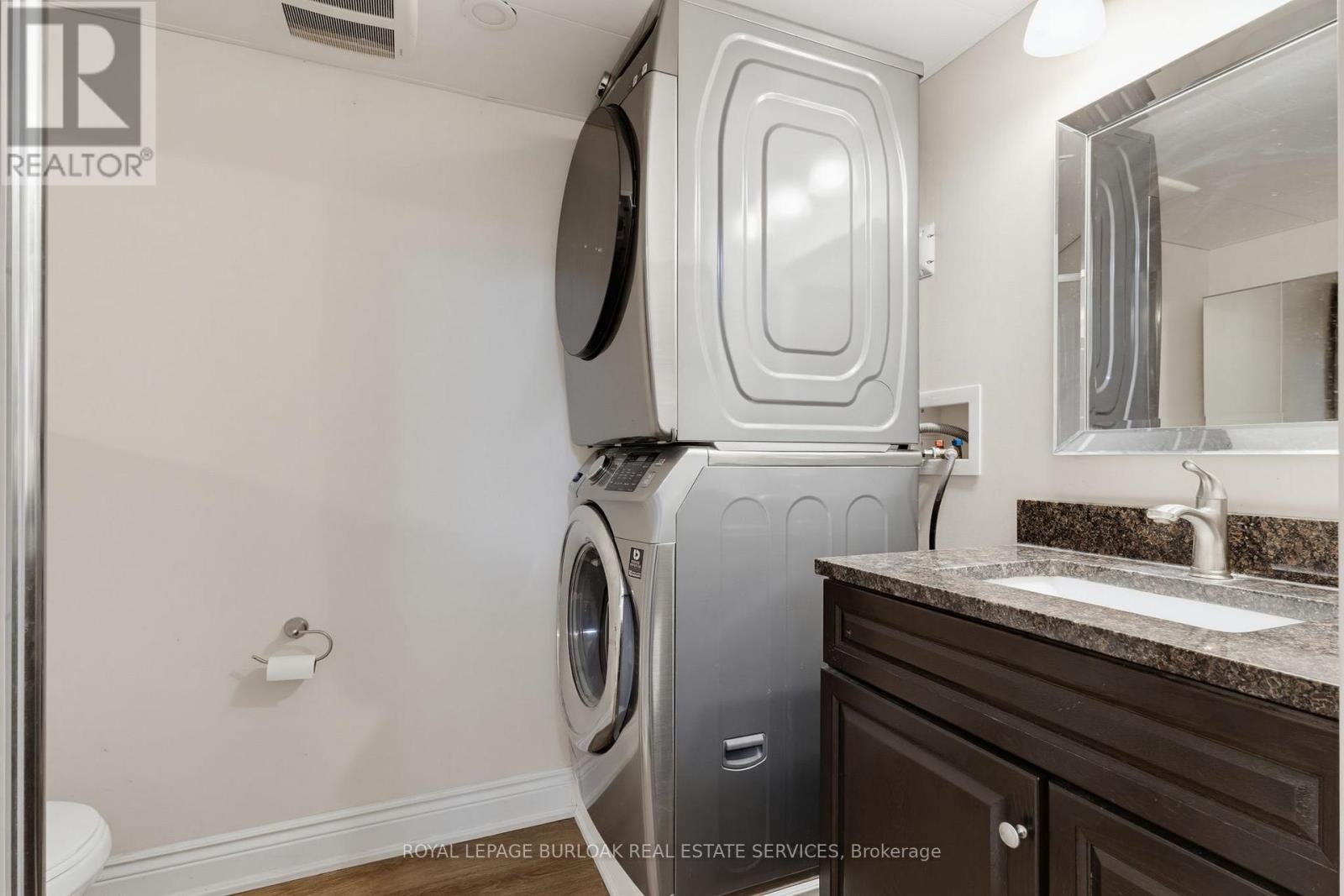 #110 3480 UPPER MIDDLE ROAD - 19