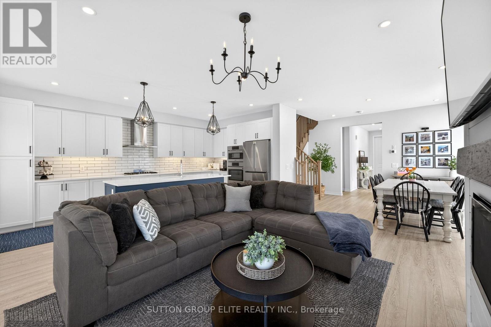 95 ELLIOT AVENUE W - 21