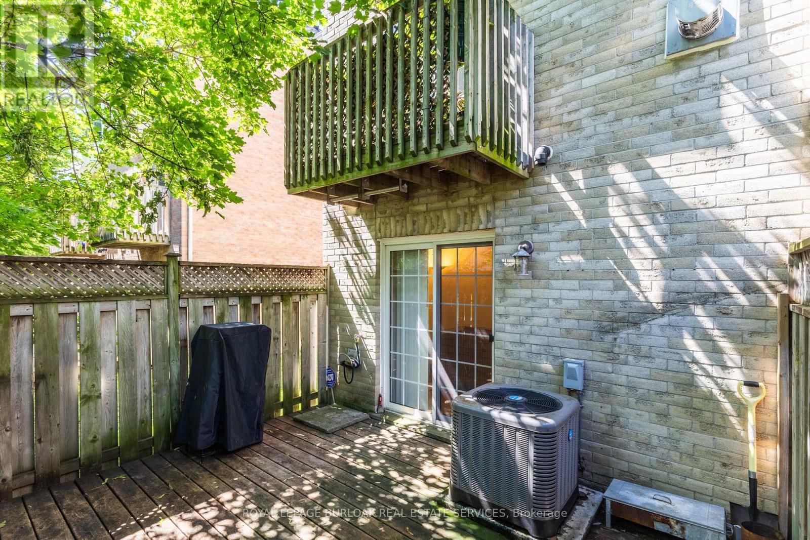 #110 3480 UPPER MIDDLE ROAD - 26