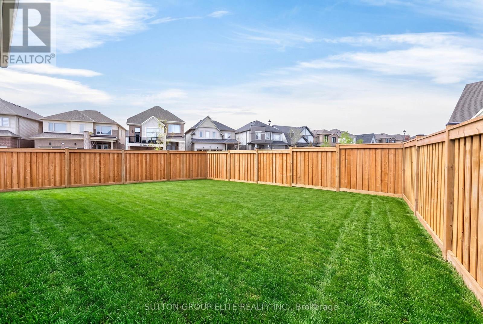 95 ELLIOT AVENUE W - 45