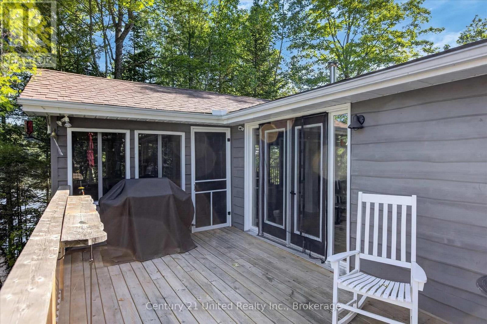62 BENTLEY PLACE - 12