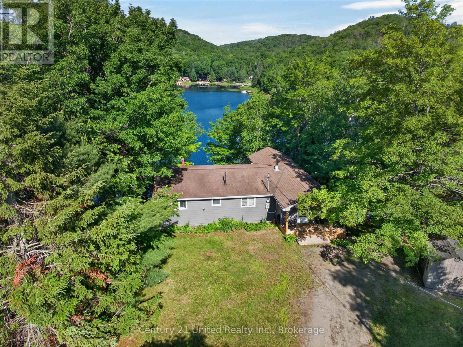 62 BENTLEY PLACE - 24