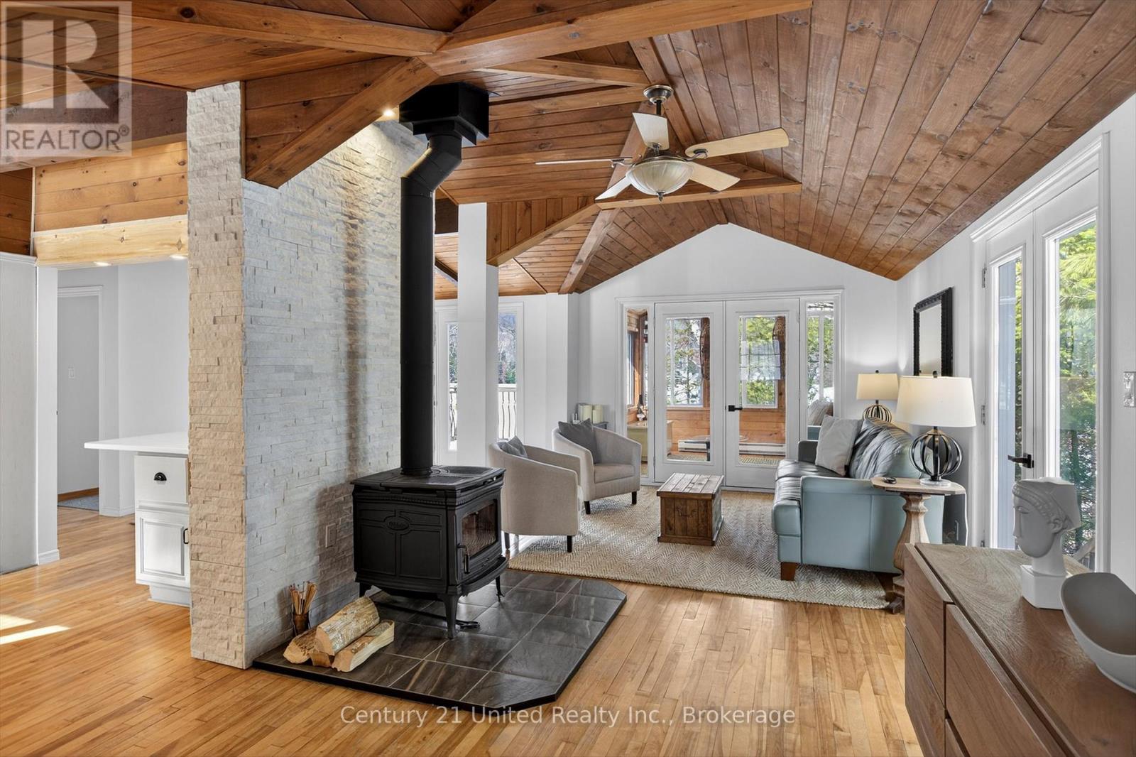 62 BENTLEY PLACE - 33