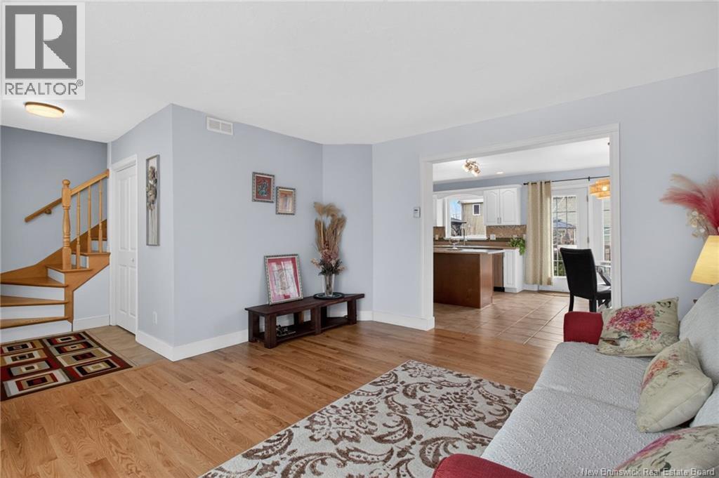 228 Rennick Road - 8