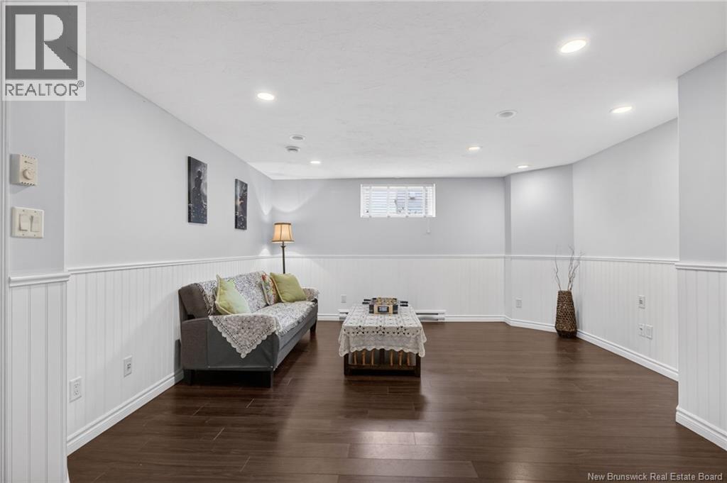 228 Rennick Road - 33