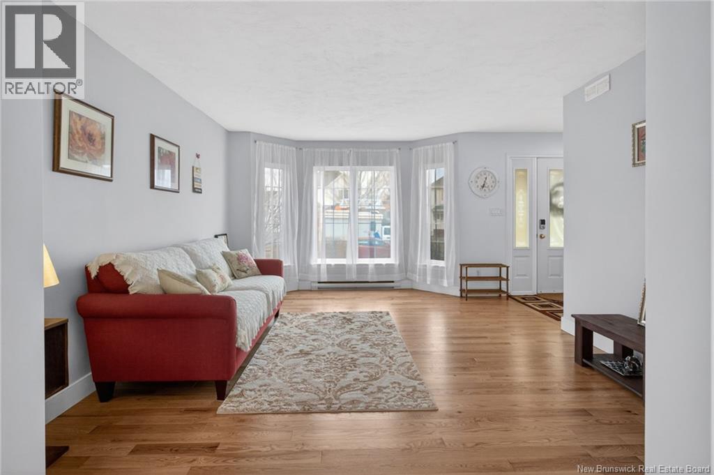 228 Rennick Road - 10