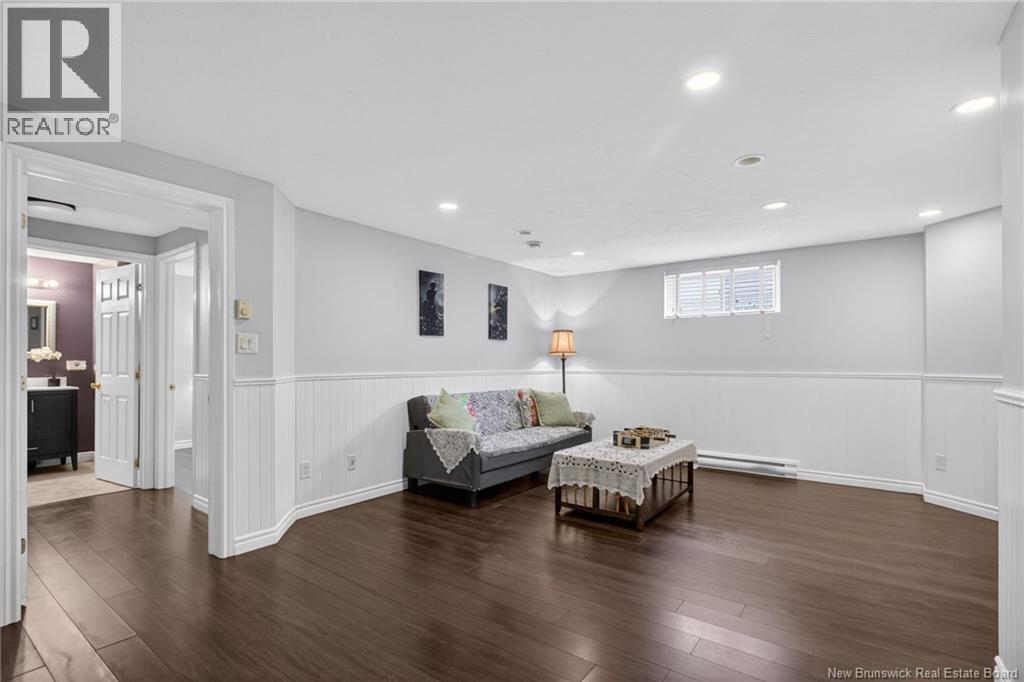 228 Rennick Road - 32