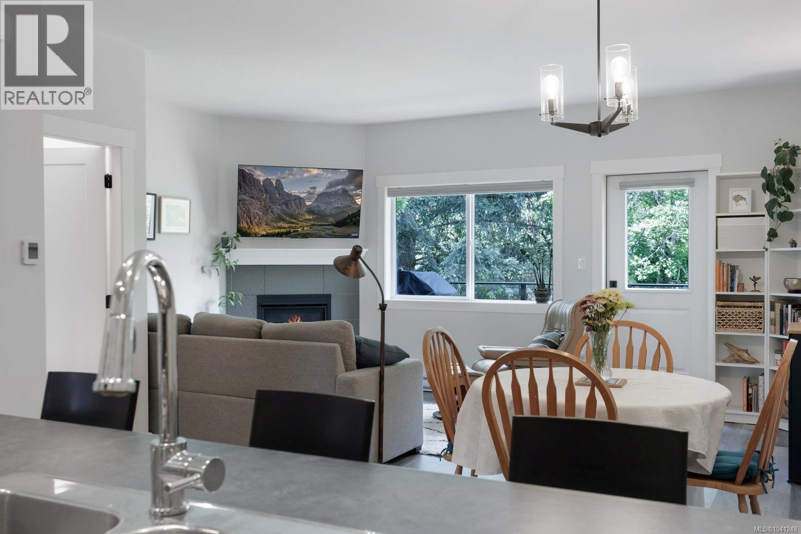 #35 3195 Herons Way - 12