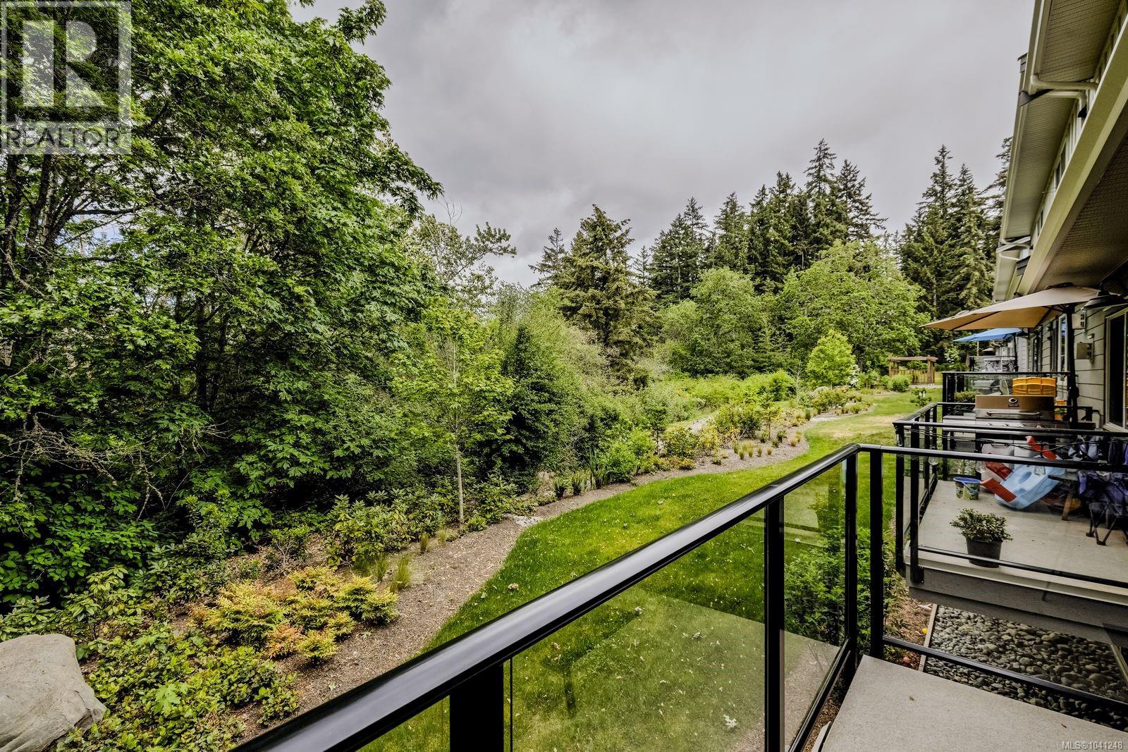 #35 3195 Herons Way - 18