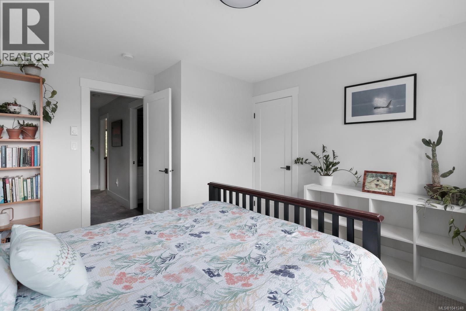 #35 3195 Herons Way - 32