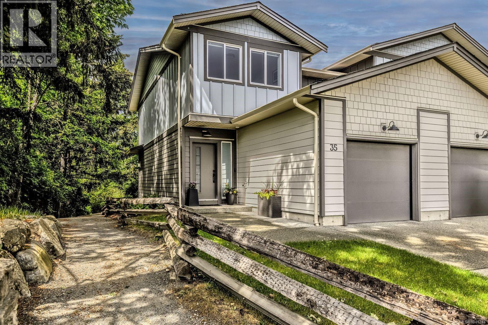 #35 3195 Herons Way - 4