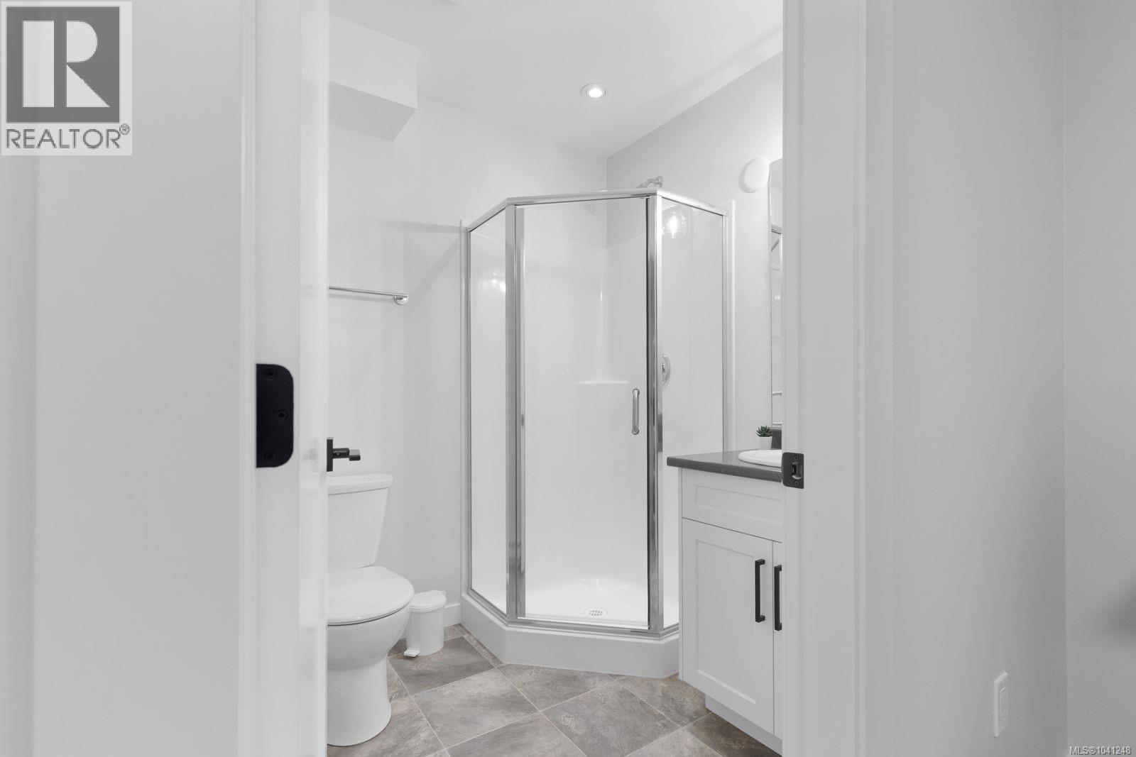 #35 3195 Herons Way - 42
