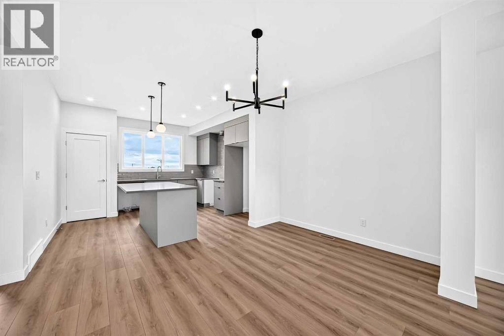Dining Area & Kitchen