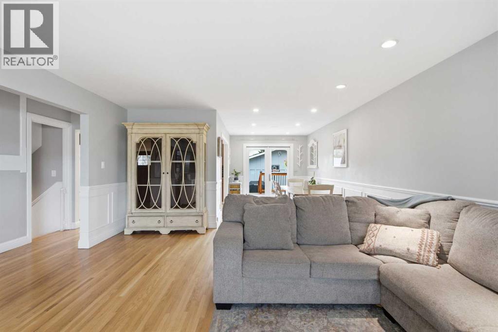 8616 Elbow Drive SW — photo 10