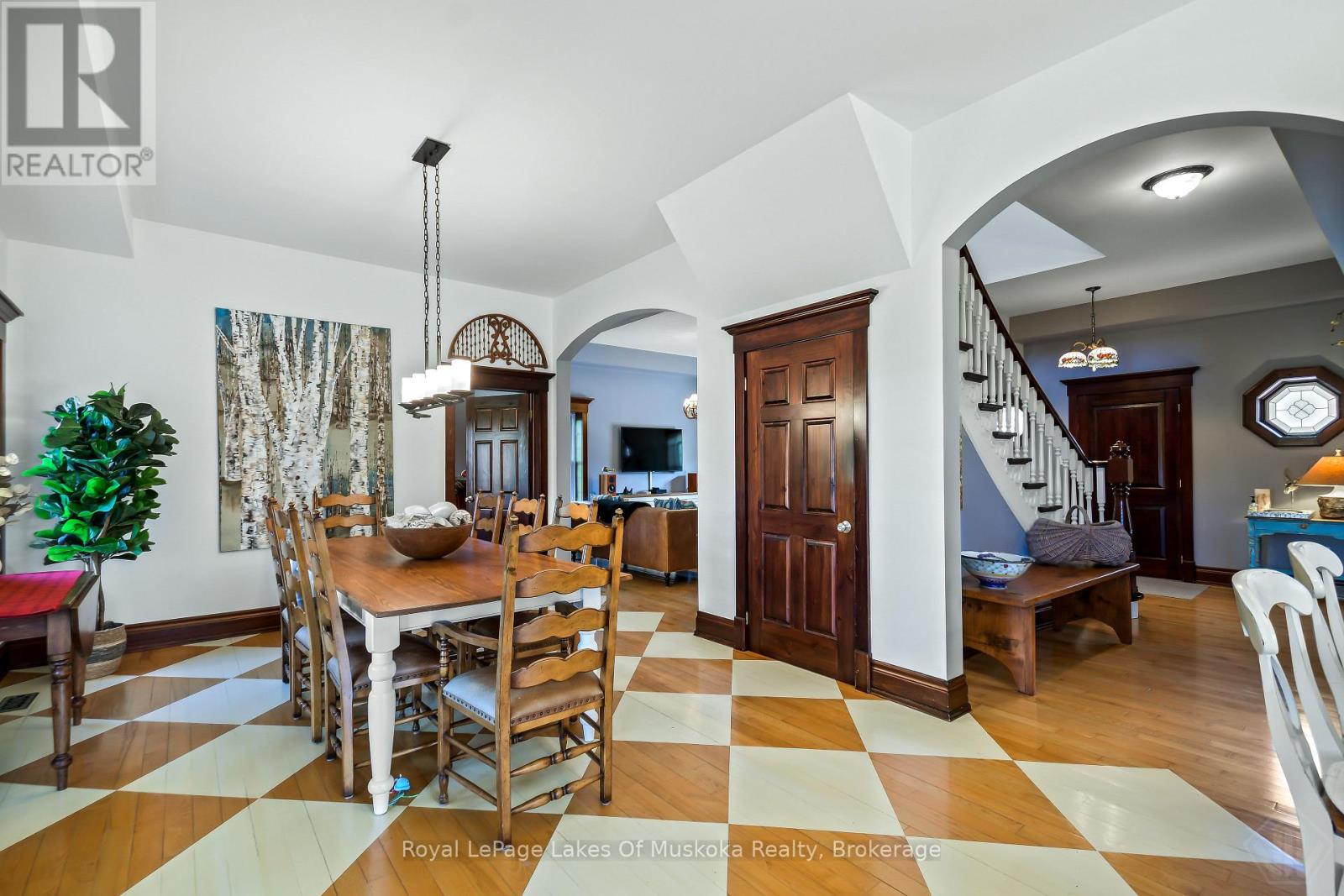 1039 ZISKA ROAD - 20