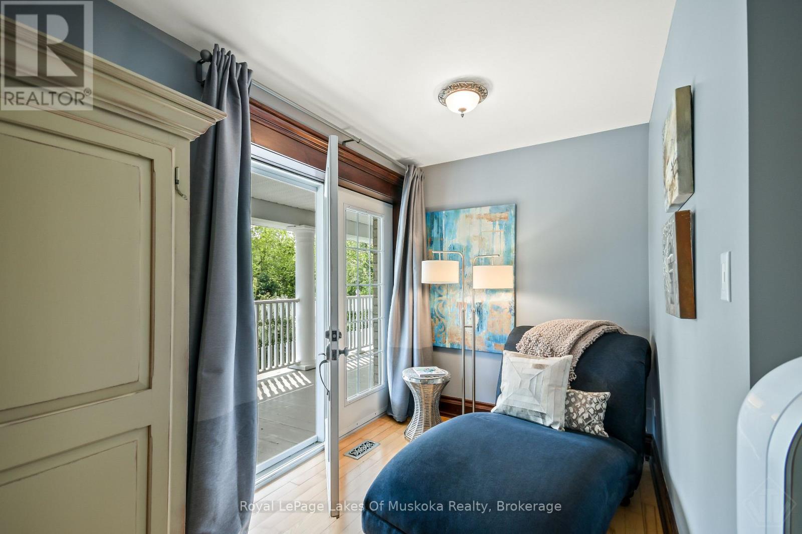 1039 ZISKA ROAD - 30