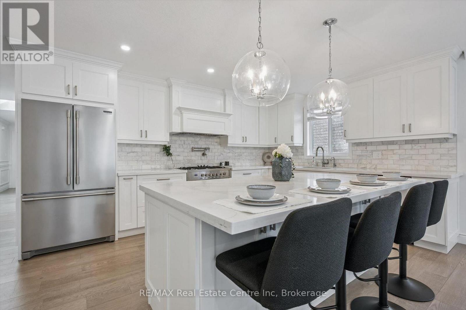 18 KEYS CRESCENT - 5