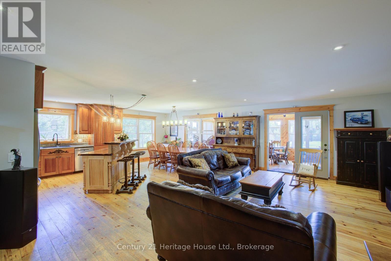 314844 6 HIGHWAY - 18
