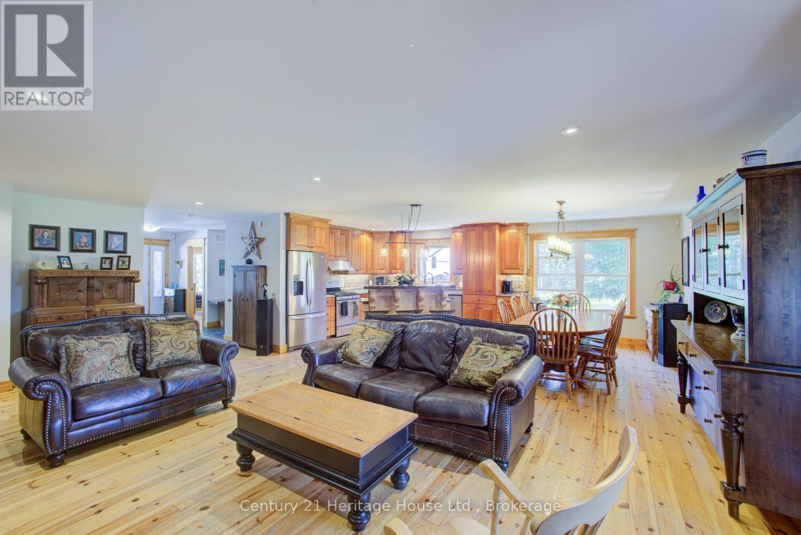 314844 6 HIGHWAY - 19