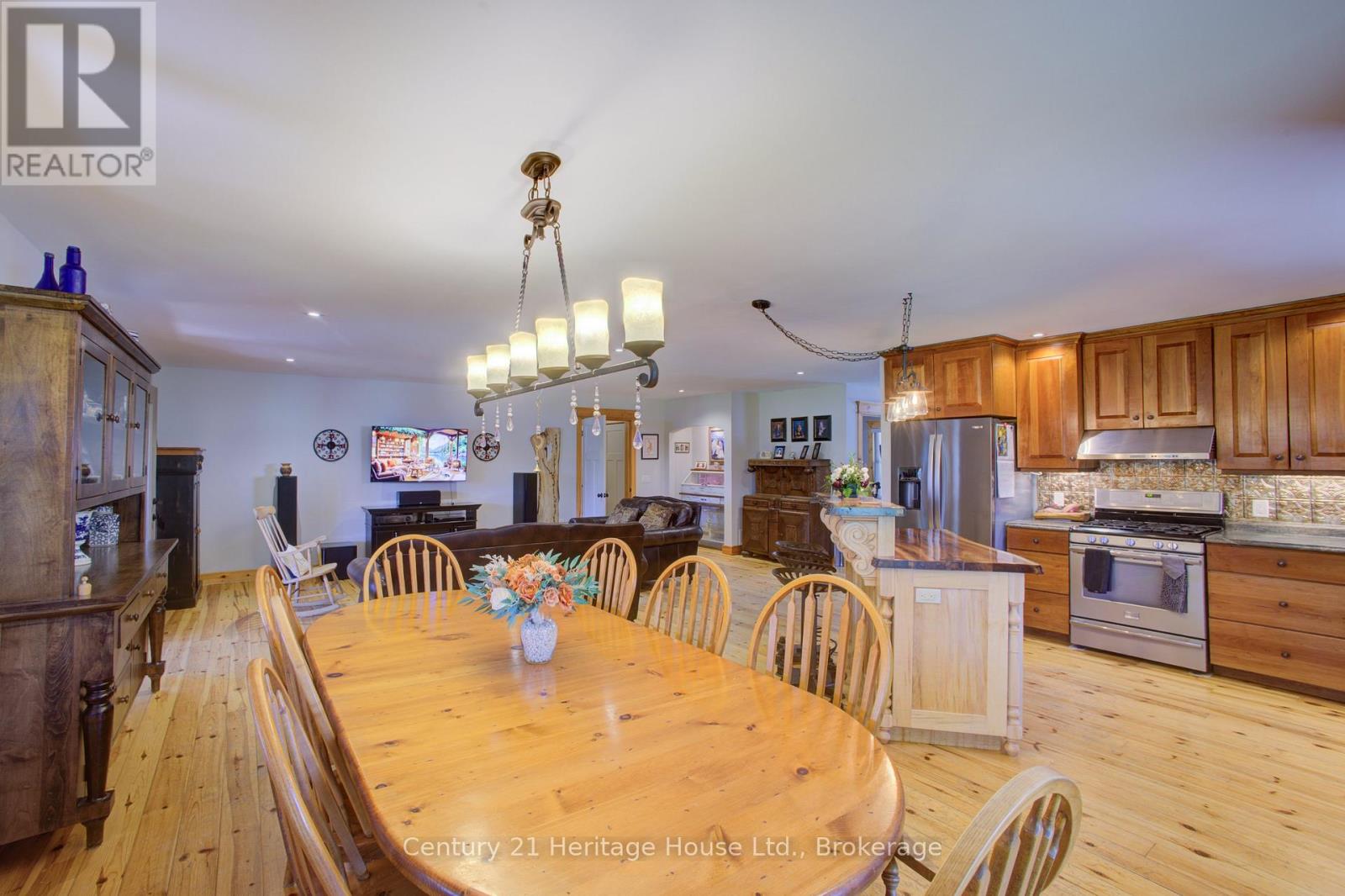 314844 6 HIGHWAY - 23