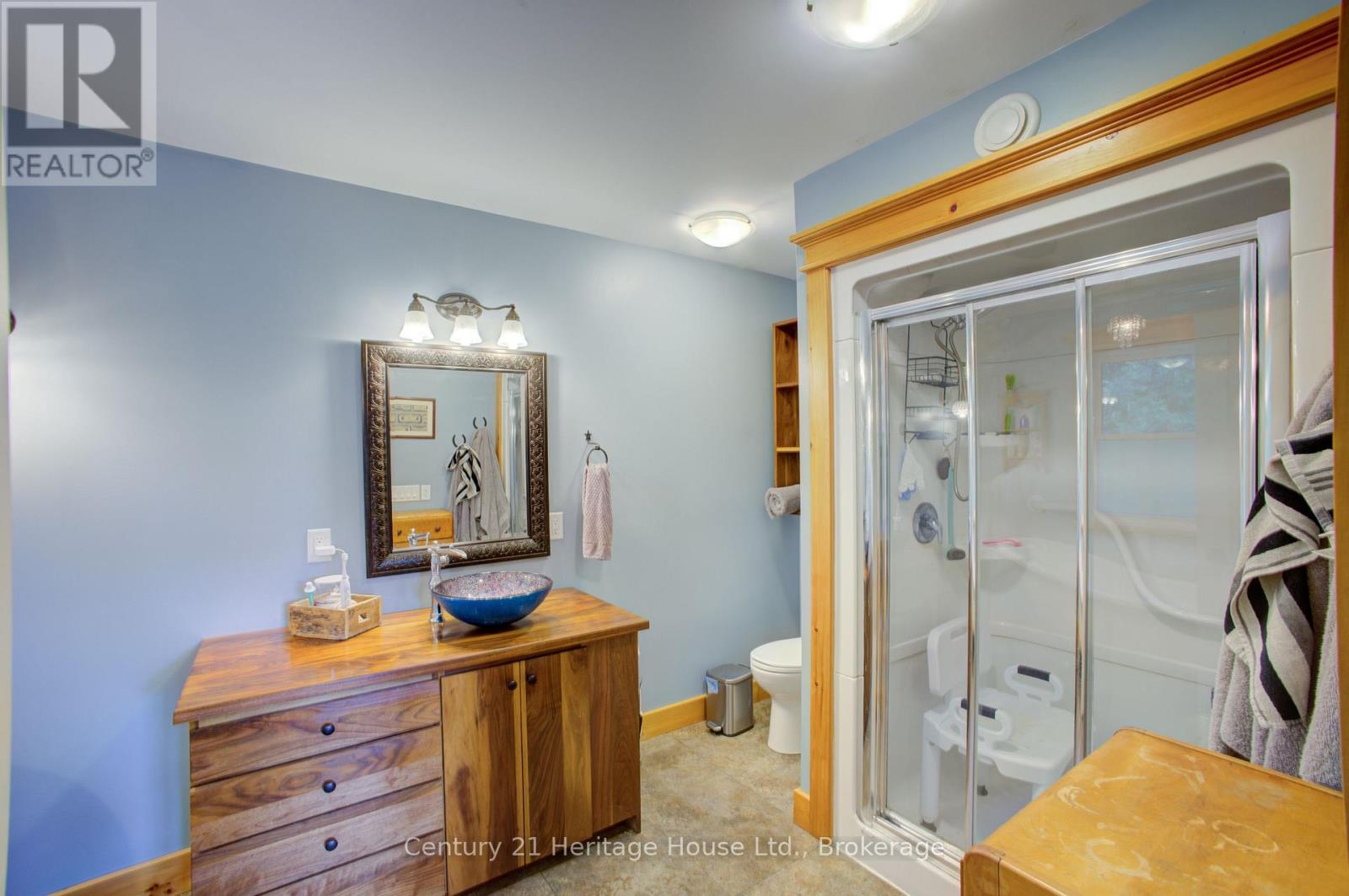 314844 6 HIGHWAY - 32