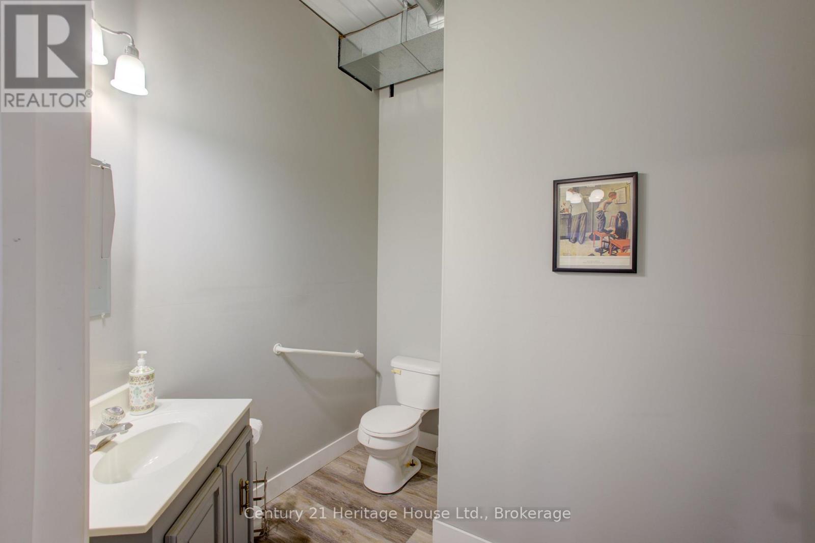 314844 6 HIGHWAY - 39