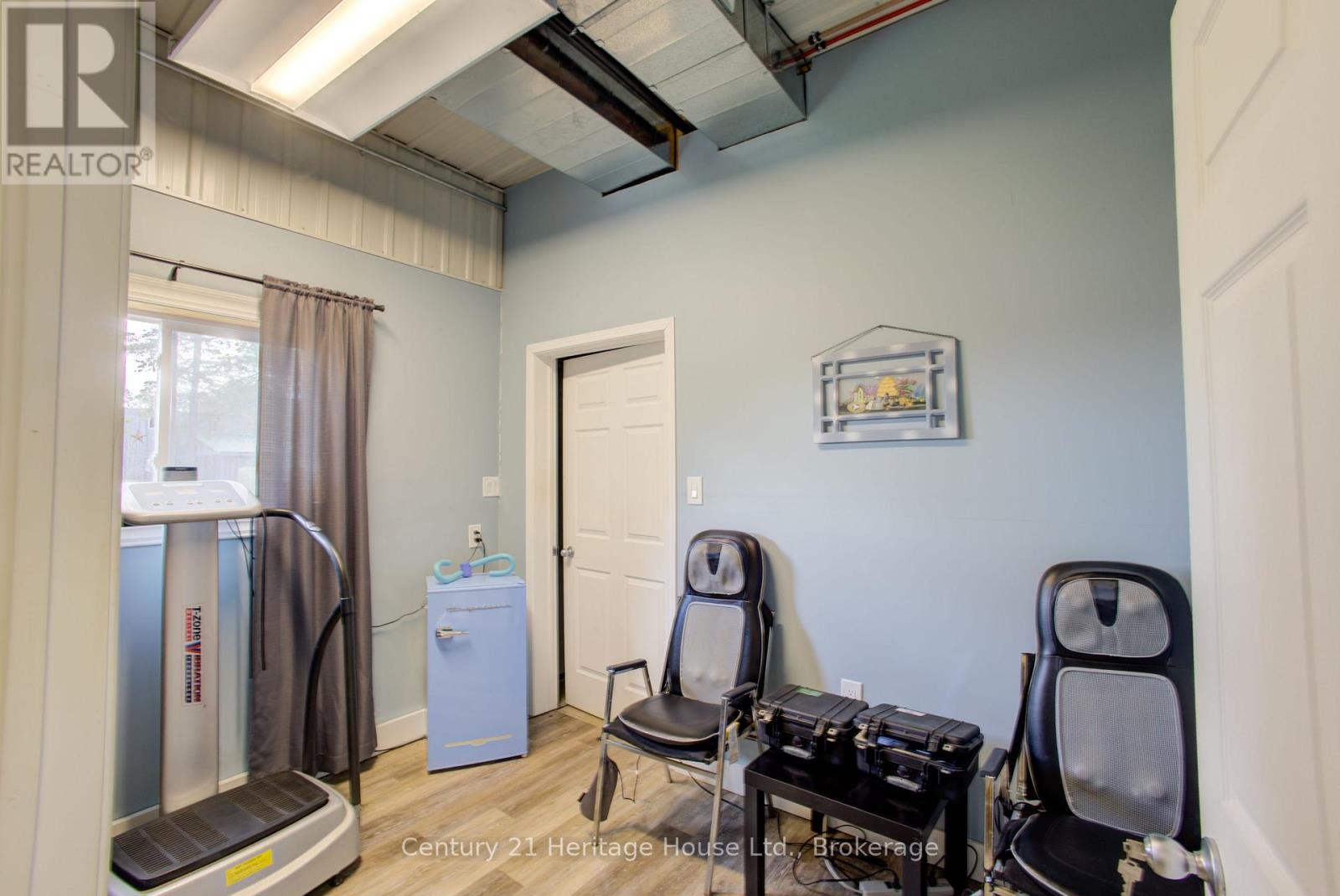 314844 6 HIGHWAY - 40