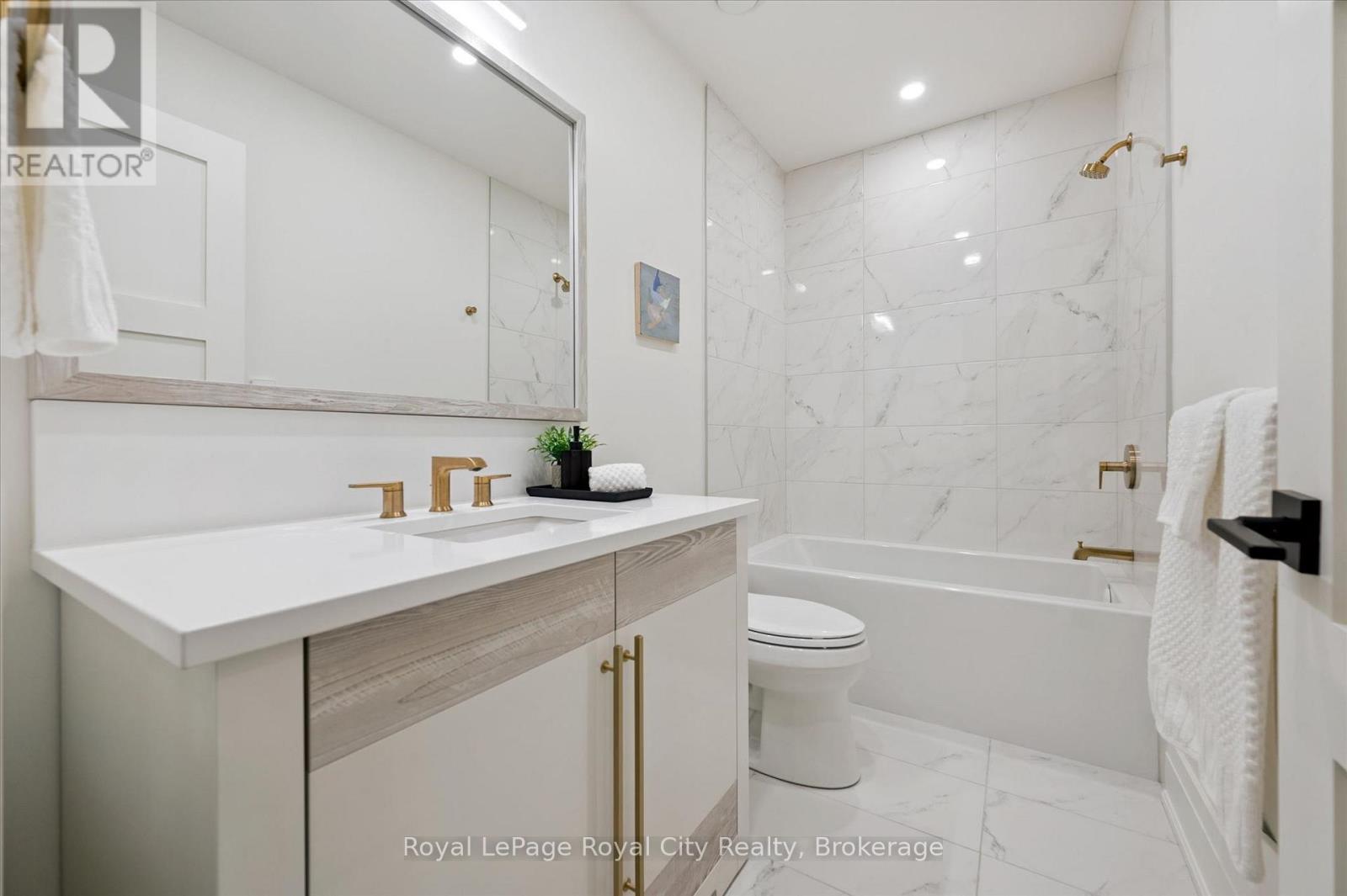 #30 6523 WELLINGTON 7 ROAD - 20