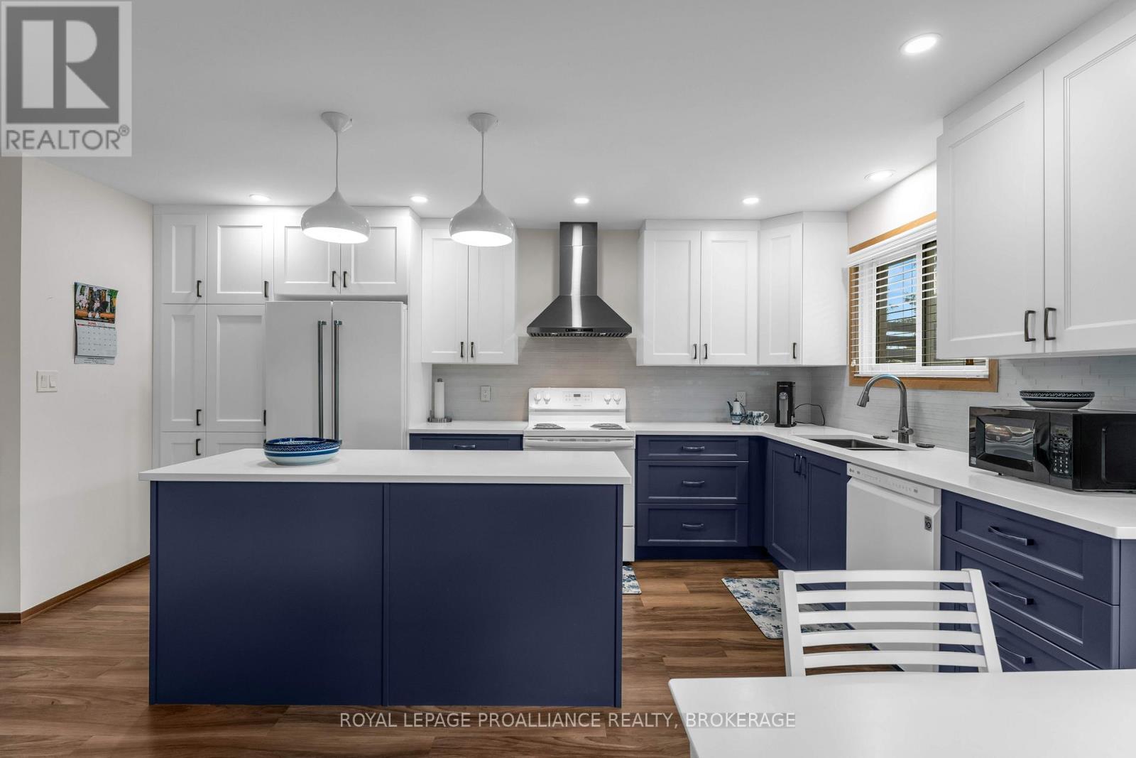 927 NEWHALL DRIVE - 15