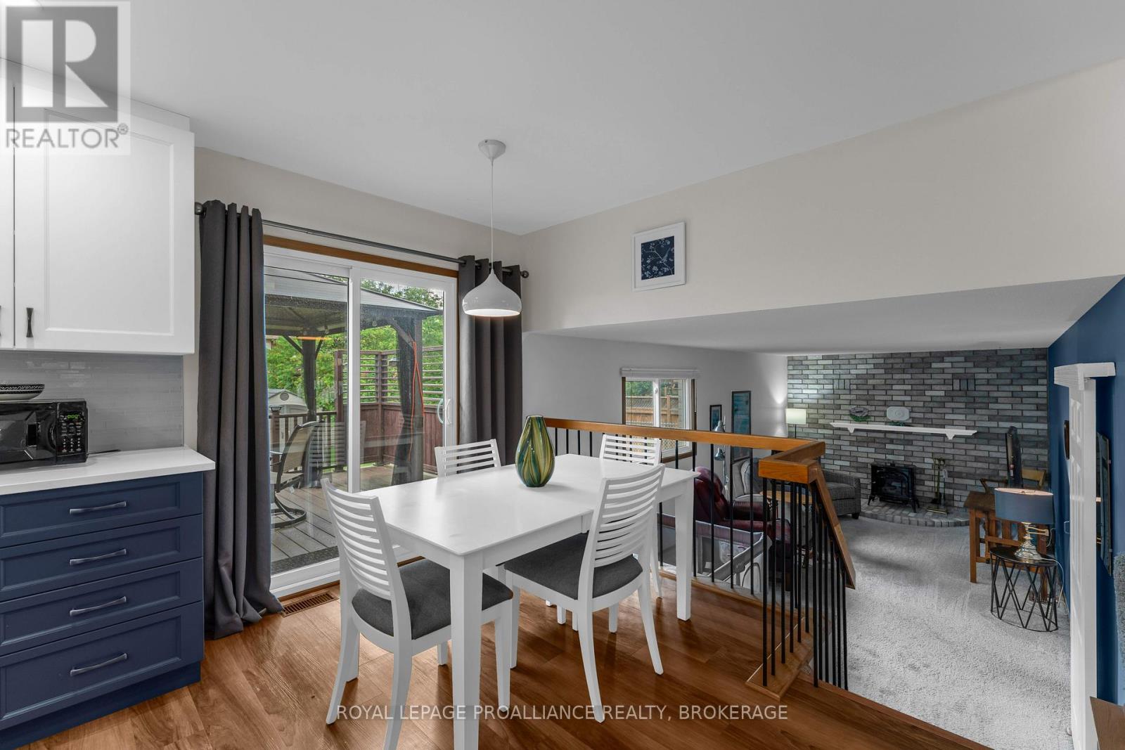 927 NEWHALL DRIVE - 19