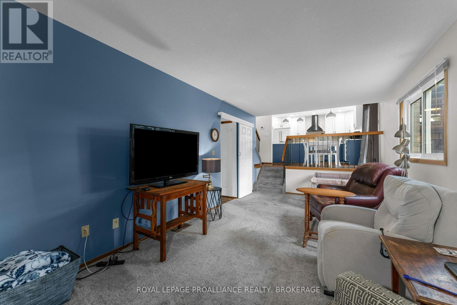 927 NEWHALL DRIVE - 8