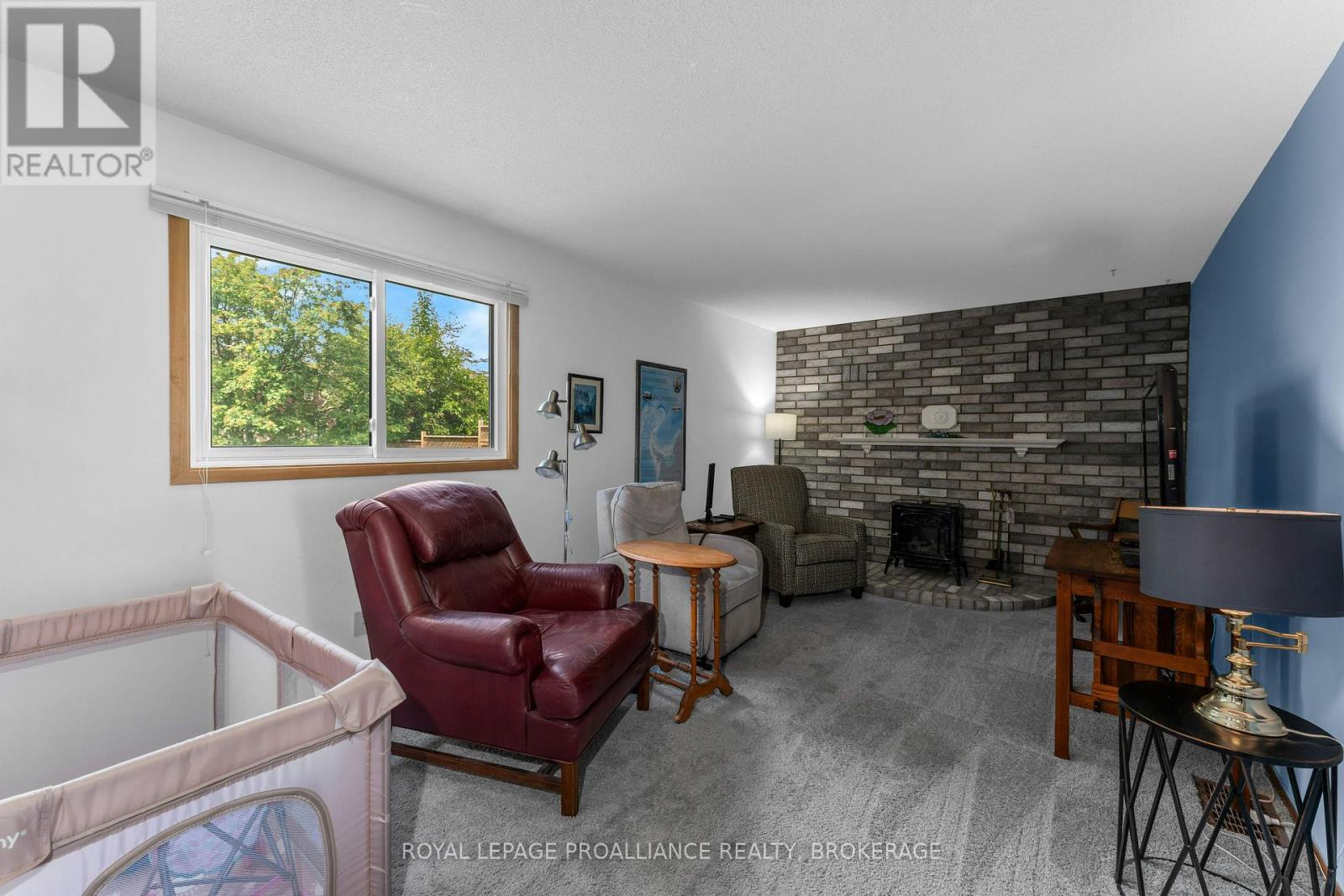 927 NEWHALL DRIVE - 9