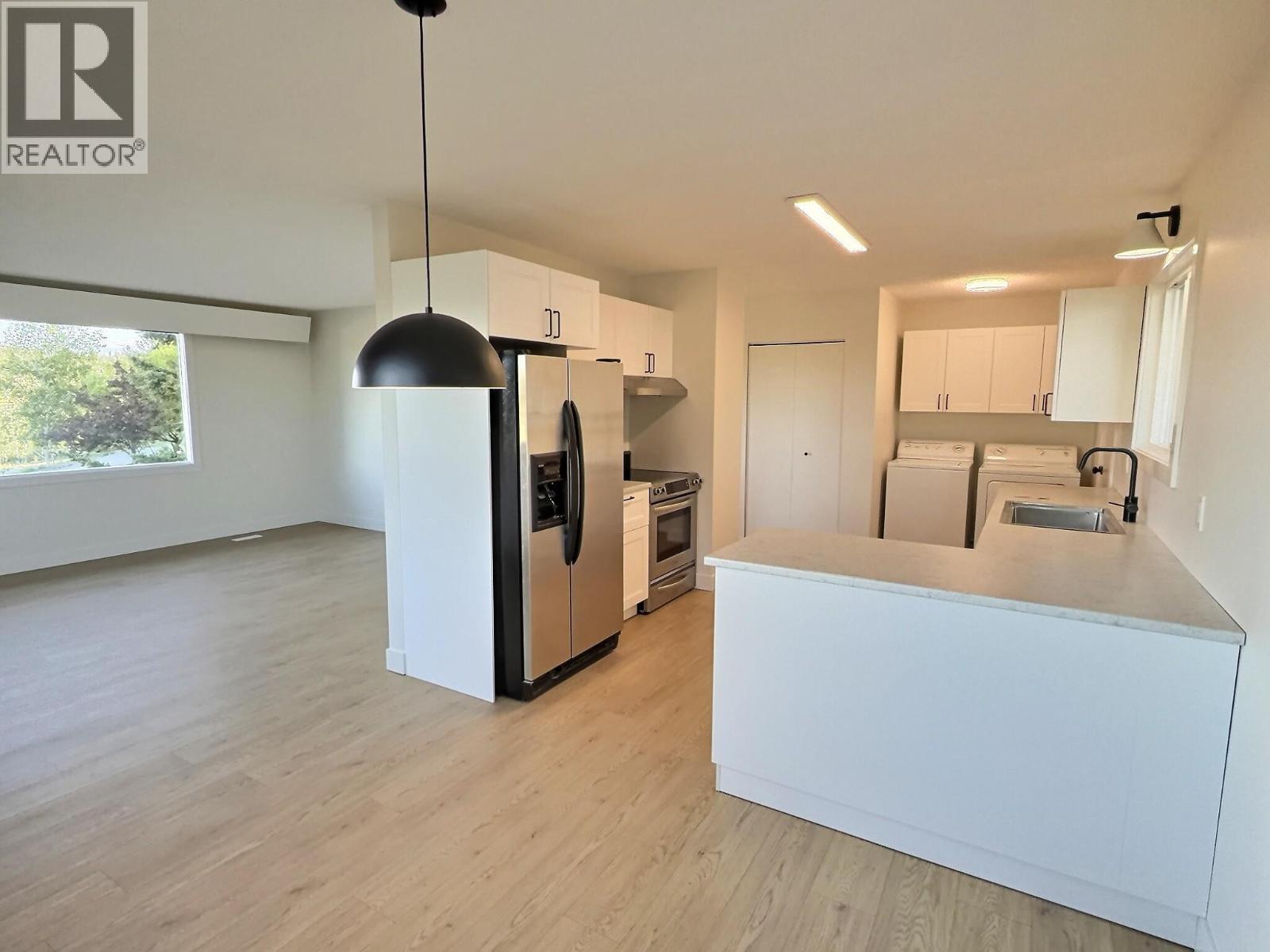 11 Jasper Drive, Logan Lake