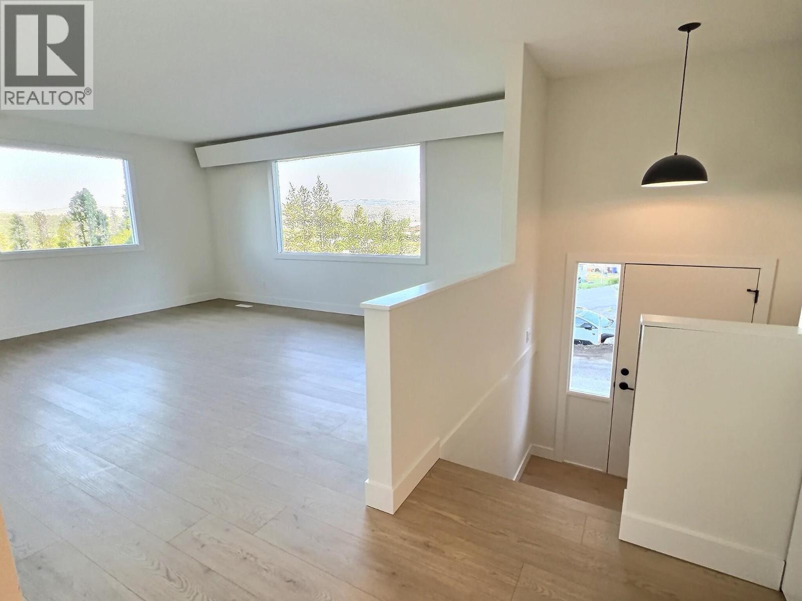 11 Jasper Drive, Logan Lake