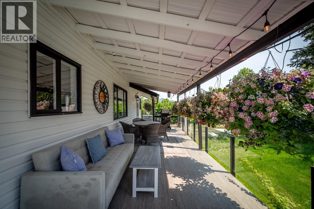 2591 FLEETWOOD Avenue - Image 16