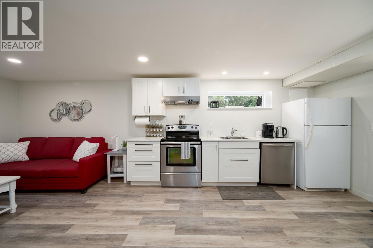 2591 FLEETWOOD Avenue - 30
