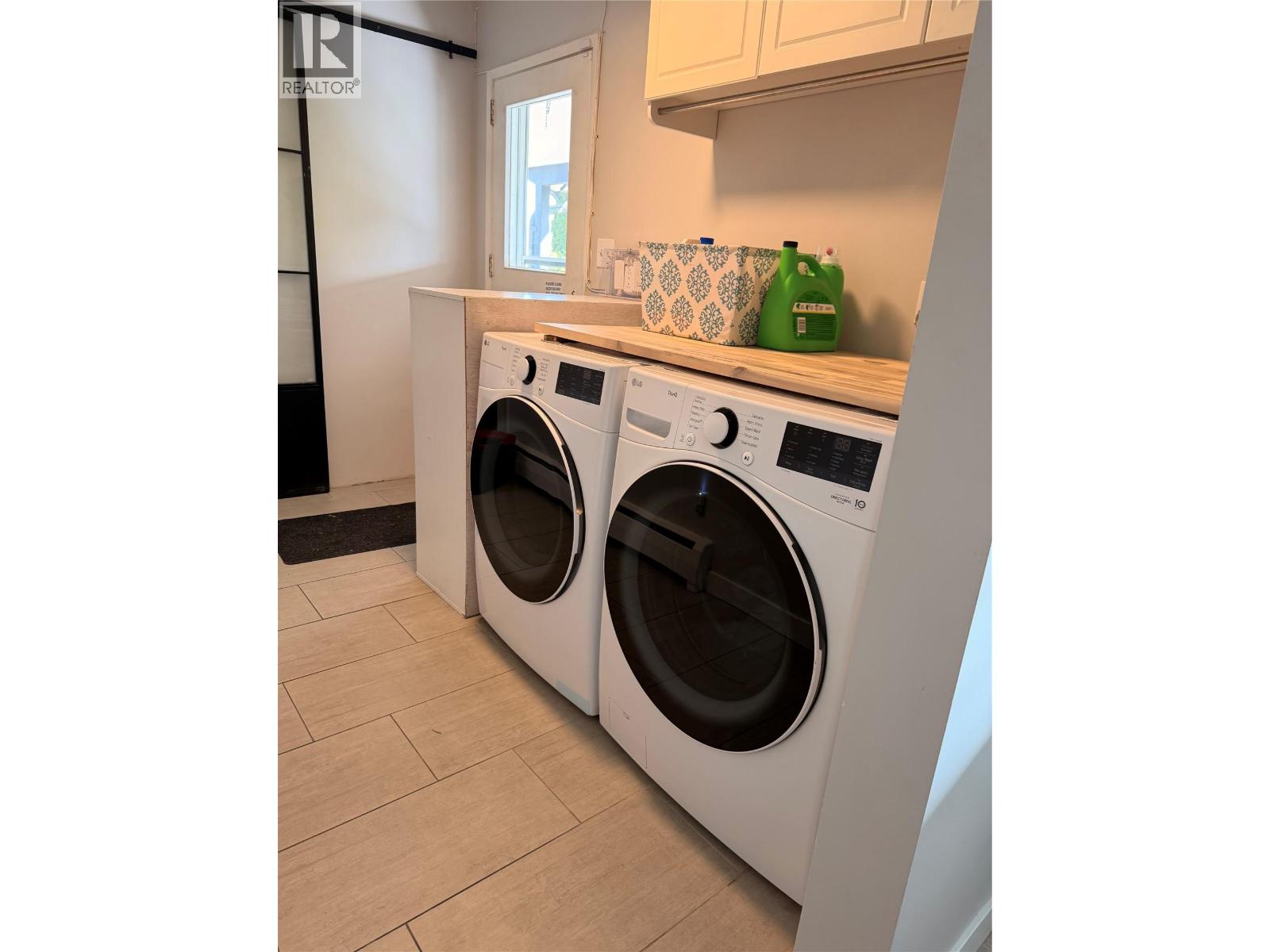 2591 FLEETWOOD Avenue - 45