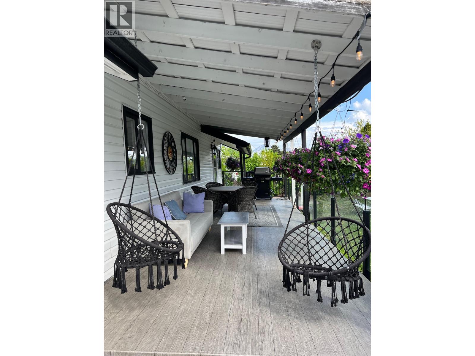 2591 FLEETWOOD Avenue - Image 39