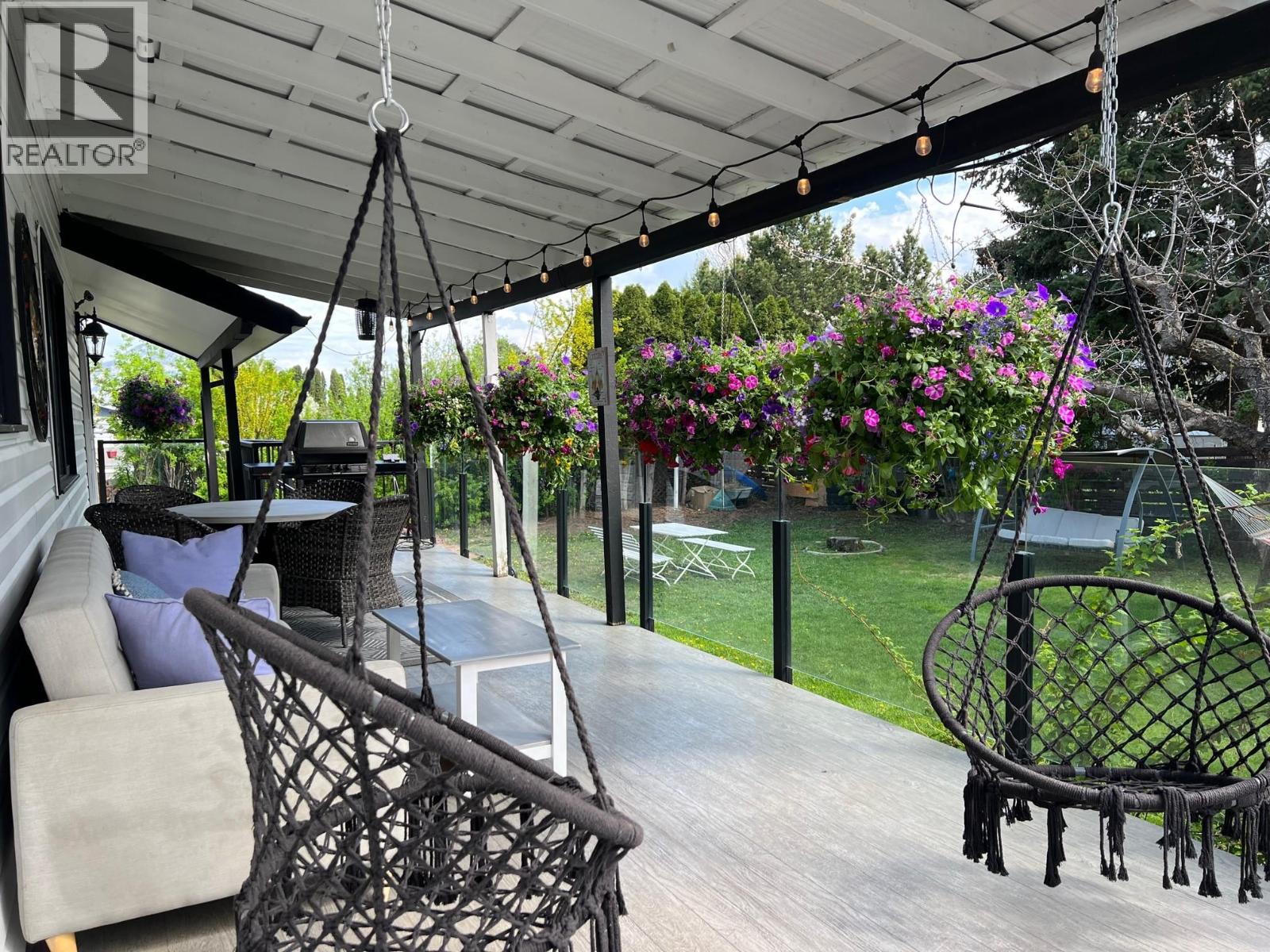 2591 FLEETWOOD Avenue - 40